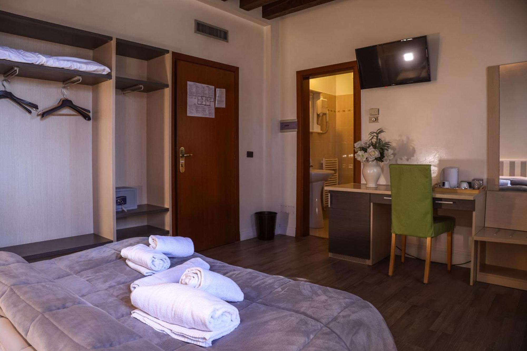Hotel Villa Sara Μέστρε Εξωτερικό φωτογραφία