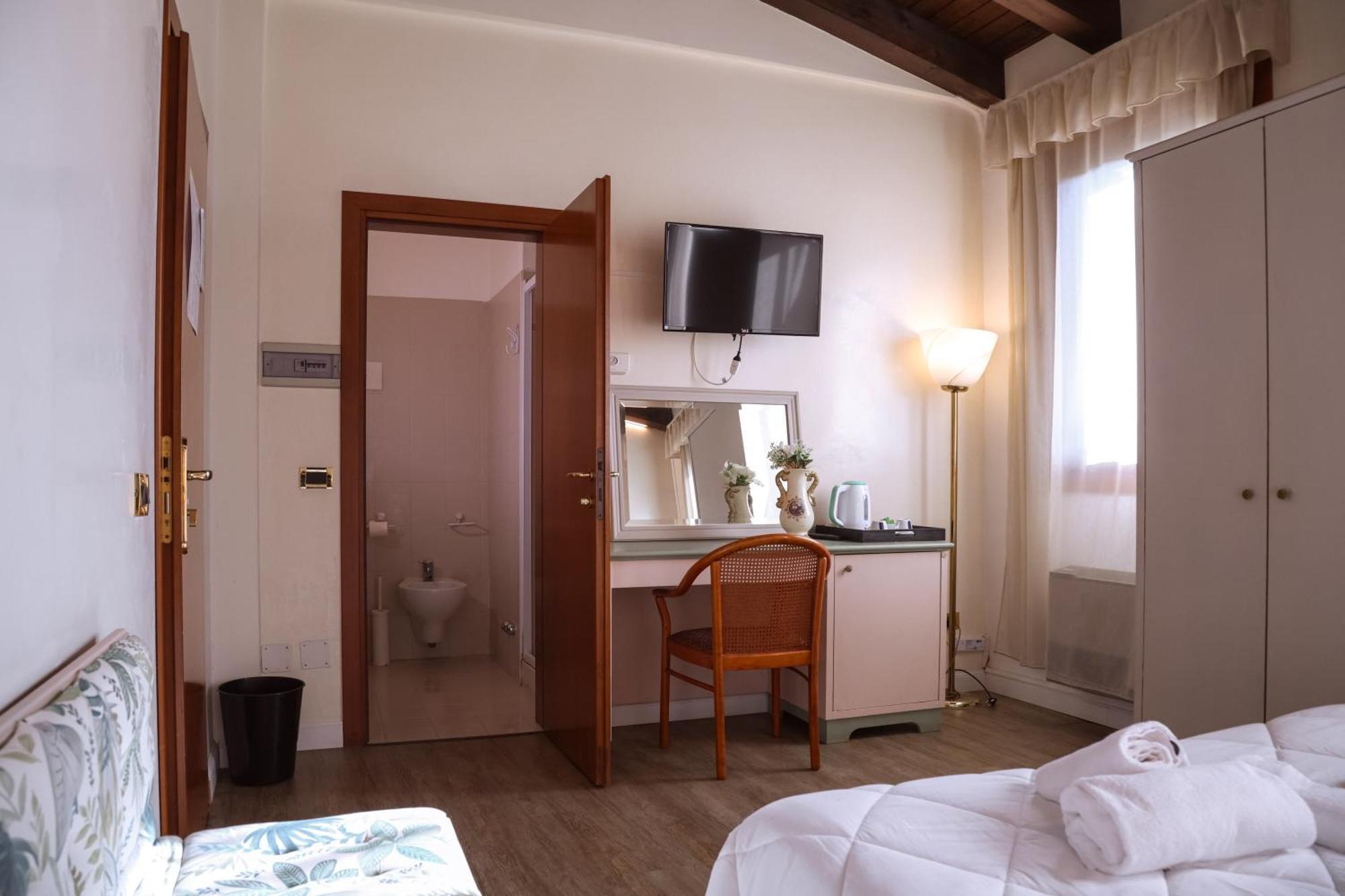 Hotel Villa Sara Μέστρε Εξωτερικό φωτογραφία
