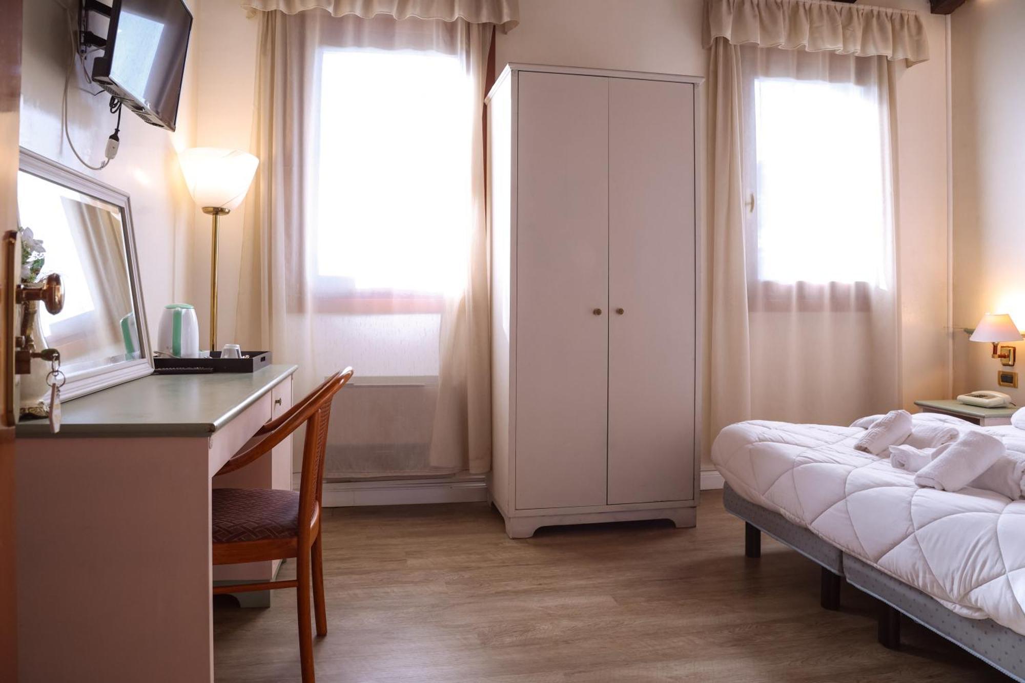 Hotel Villa Sara Μέστρε Εξωτερικό φωτογραφία