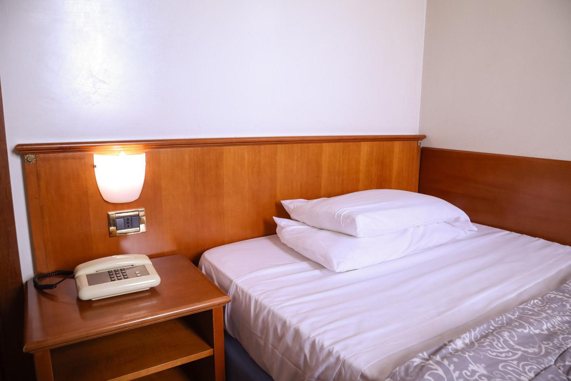 Hotel Villa Sara Μέστρε Εξωτερικό φωτογραφία